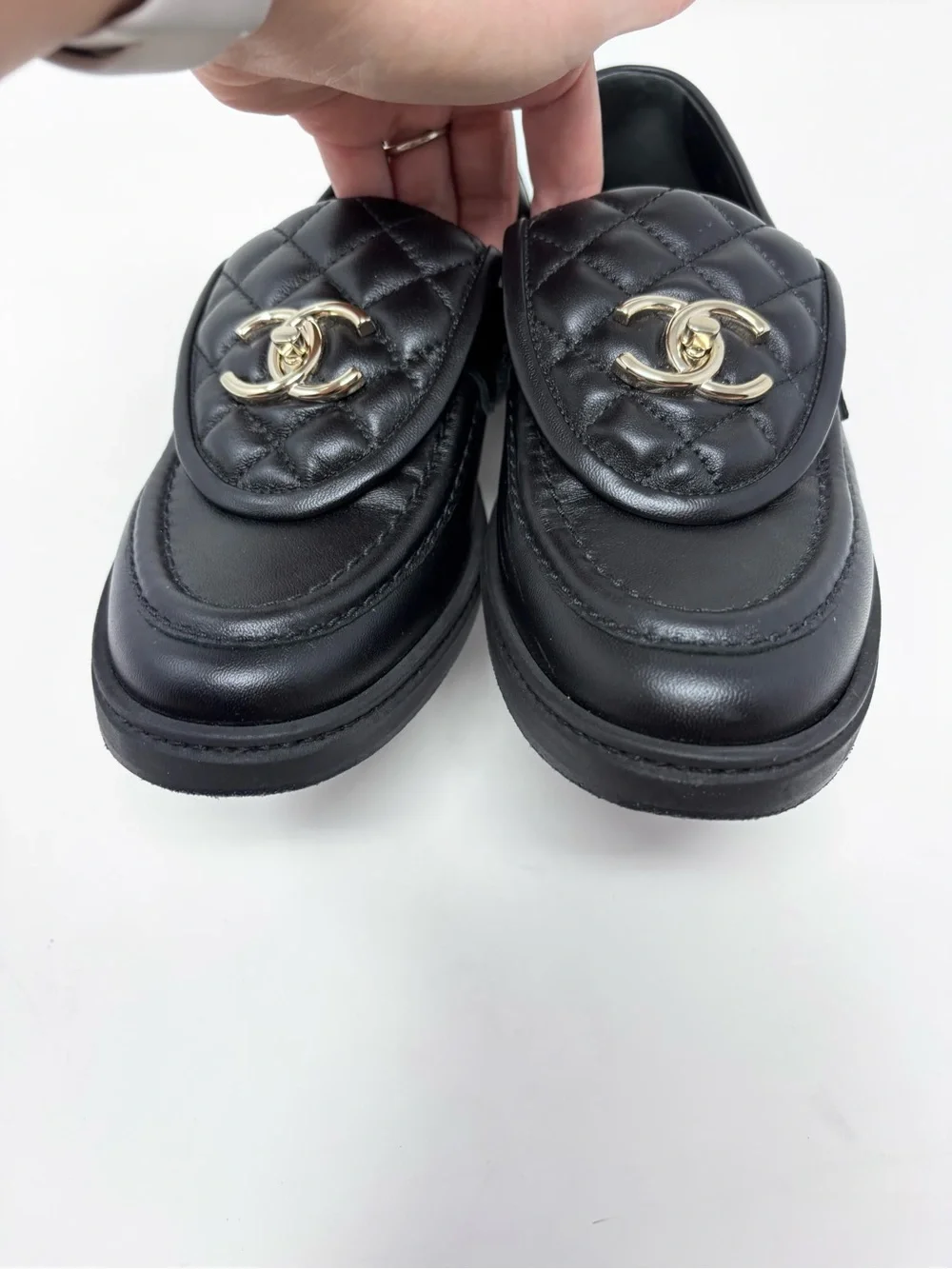 Chanel CC Turnlock Foldover Quilted Loafer Slip On Black Leather Flat size 37 EU